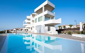 Amarilla Golf Villas